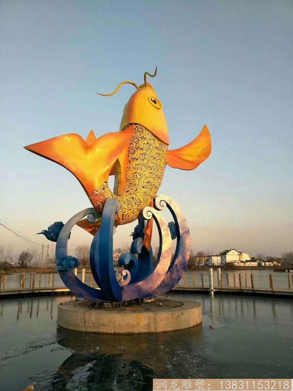 池塘金鱼雕塑 不锈钢金鱼雕塑景观 公园景观雕塑